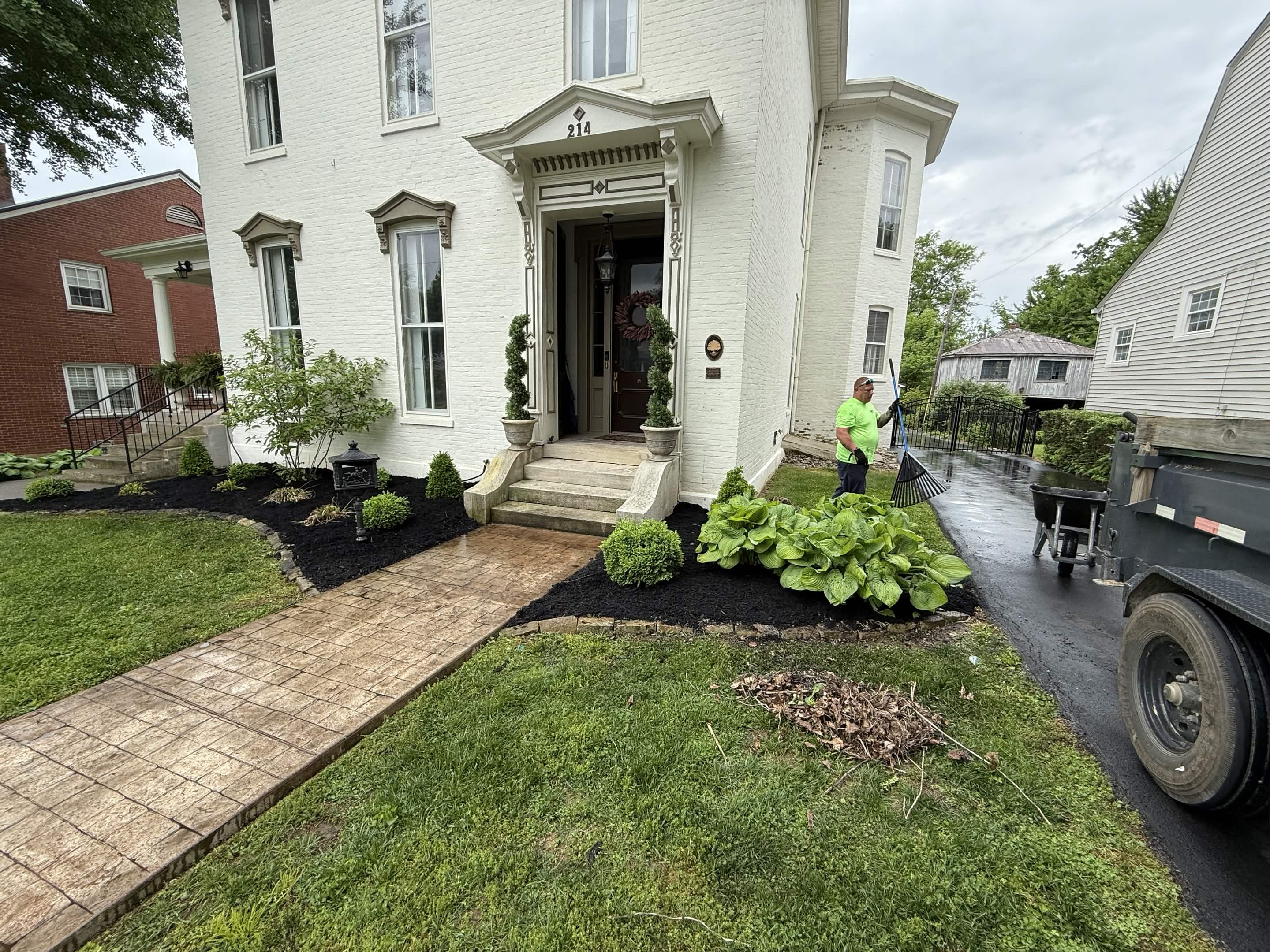 Lee's Lawn Care — Landscaping