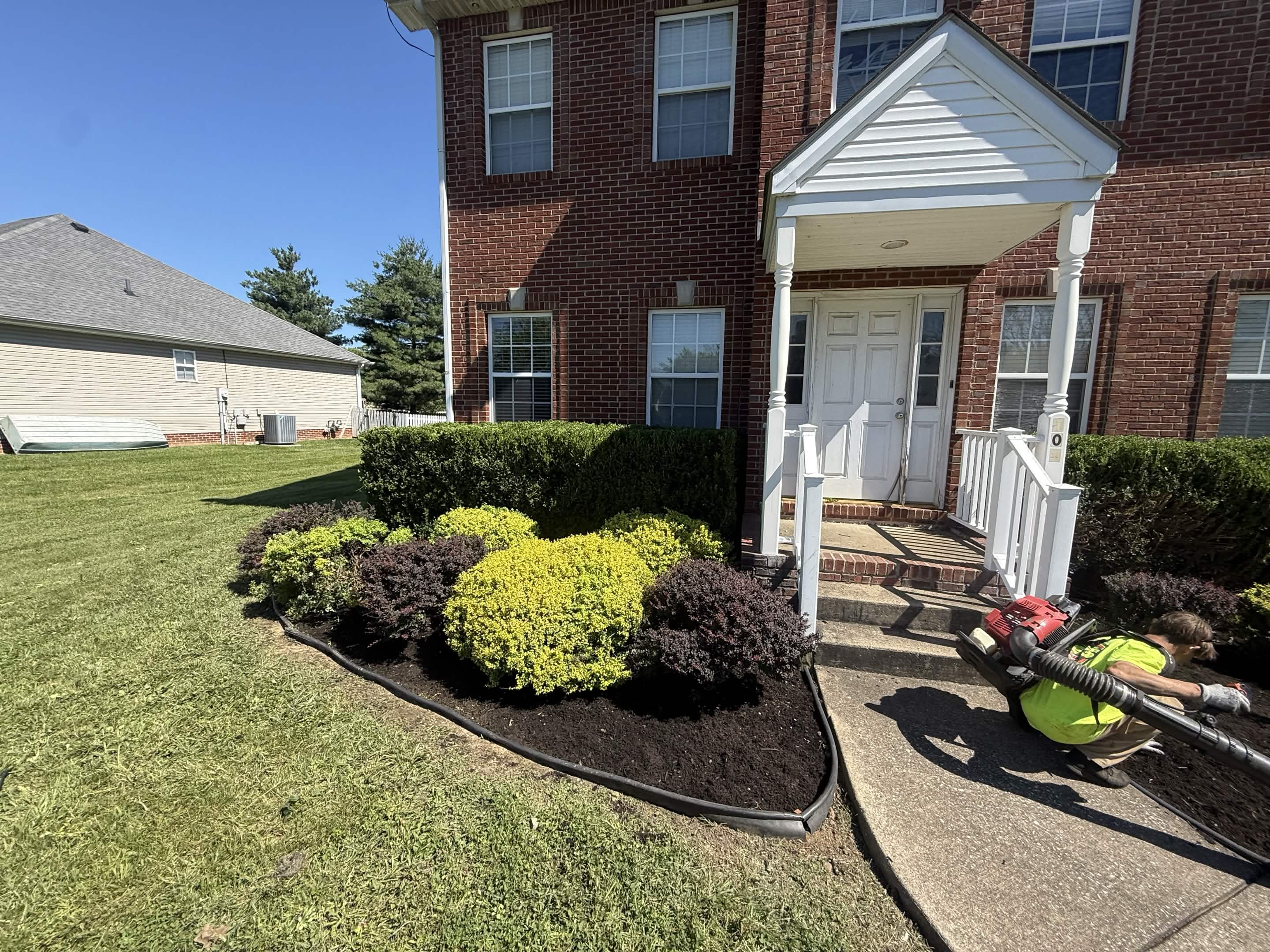 Lee's Lawn Care — Landscaping