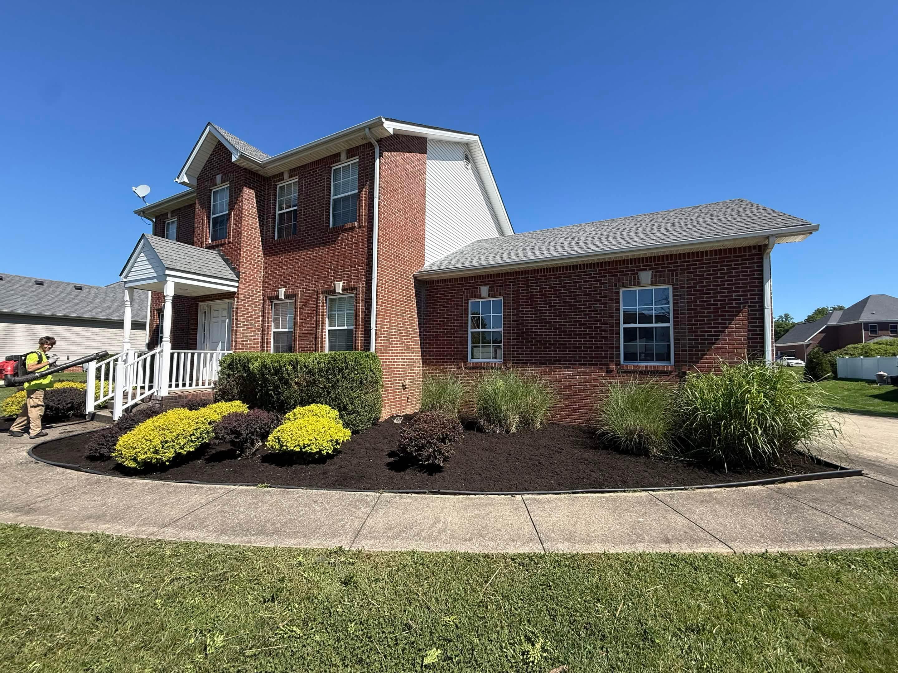 Lee's Lawn Care — Landscaping