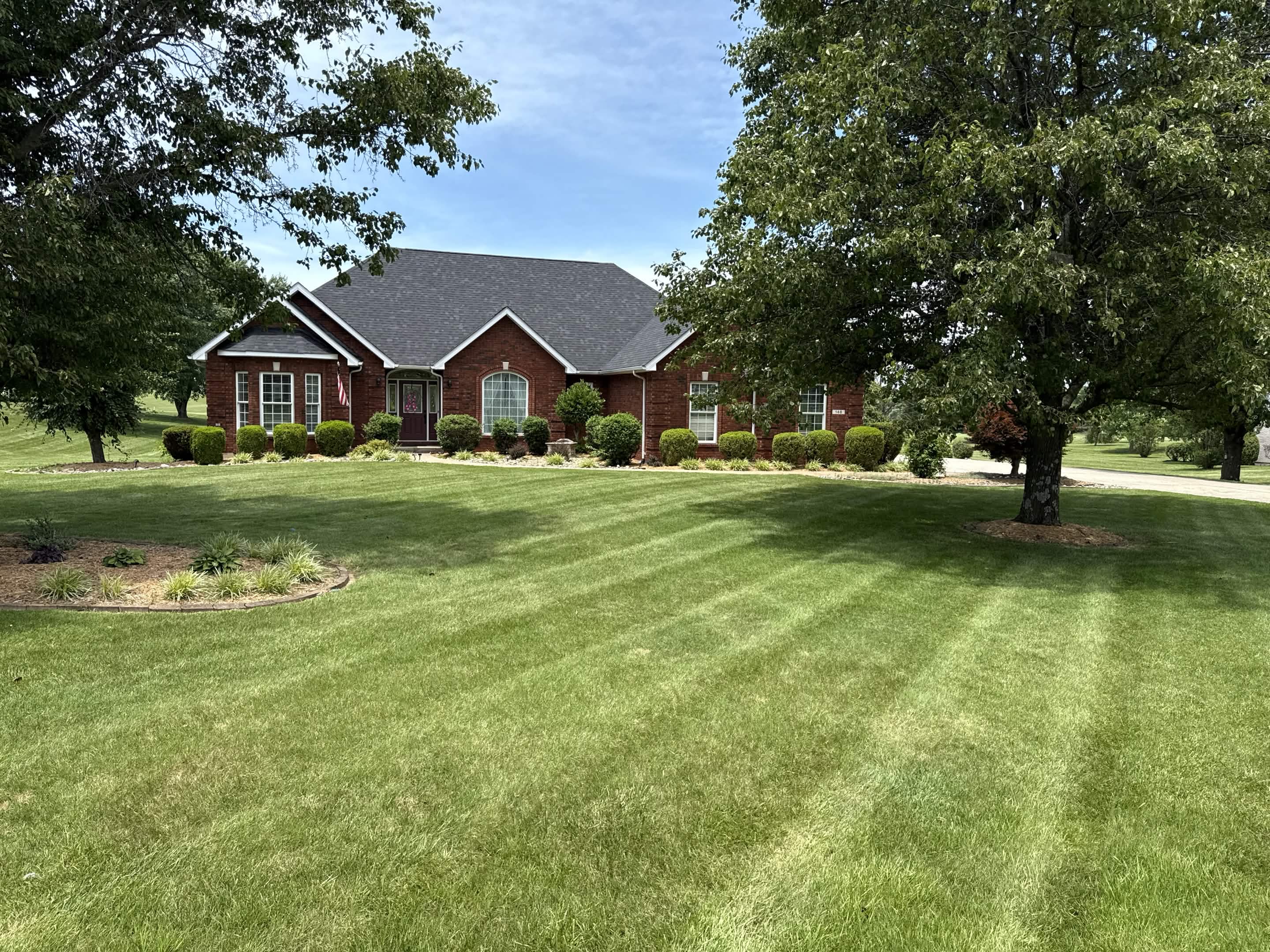 Lee's Lawn Care — Residential Mowing